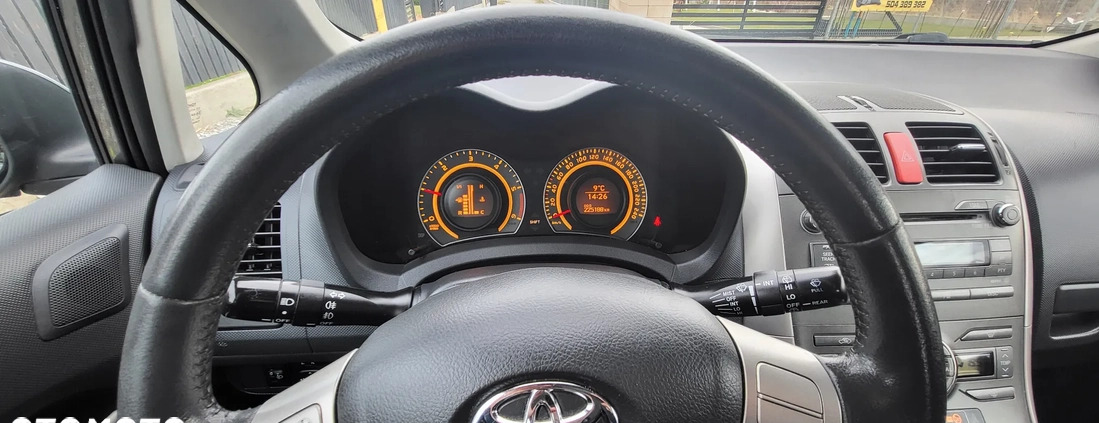 Toyota Auris cena 15500 przebieg: 226200, rok produkcji 2008 z Biłgoraj małe 172